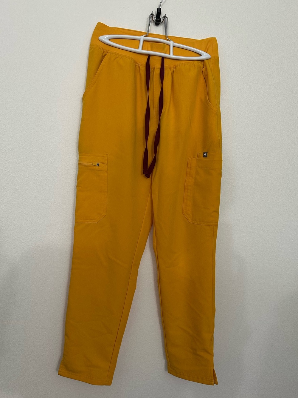 Women’s Figs Kade scrubs size small Mustard Yellow orange pant cargo drawstring